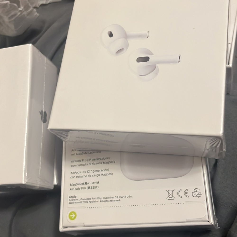 2 generation AirPods